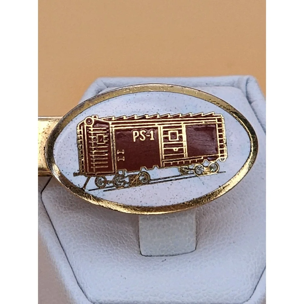 78 Yr Old LEAVENS Mfg. Co. PULLMAN STANDARD PS2 Train Car Tie Clip‎ Bar Clasp